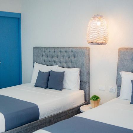 Hotel Adaz Mediterraneo 산타마르타 외부 사진