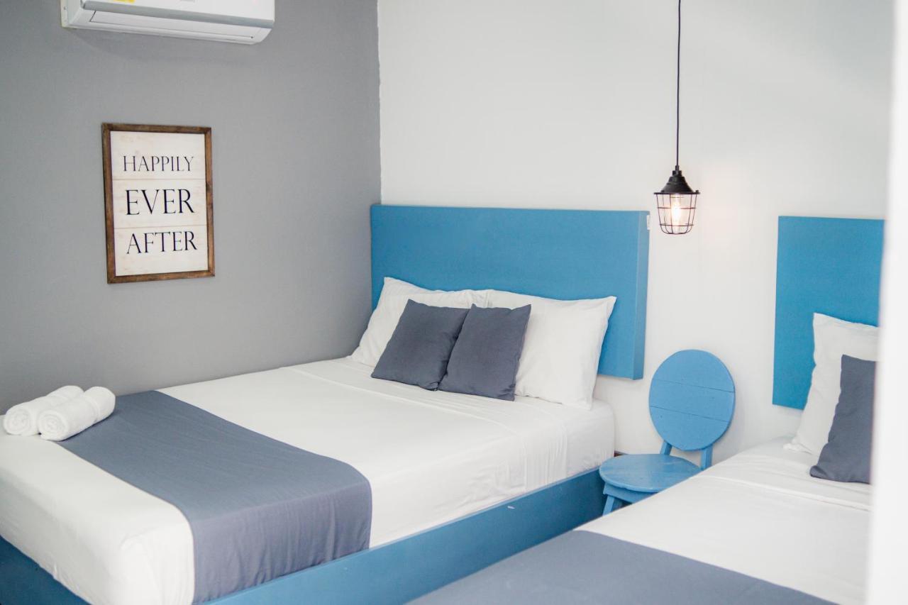Hotel Adaz Mediterraneo 산타마르타 외부 사진